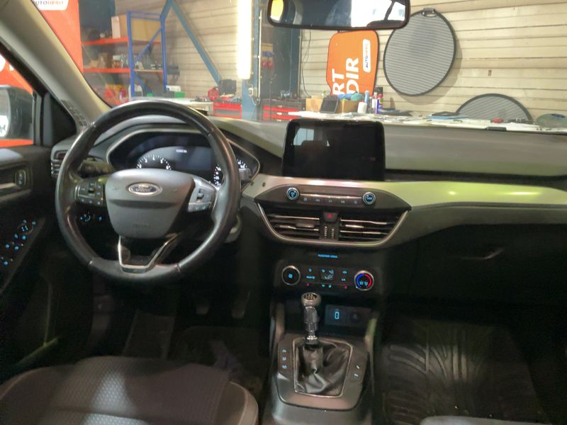 Ford Focus 1.0 EcoBoost Cool&Connect 2019 – снимка 17