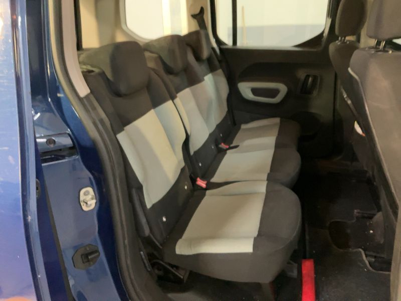 Citroen Berlingo 1.5 Blue-HDi Feel M 2020 – снимка 19