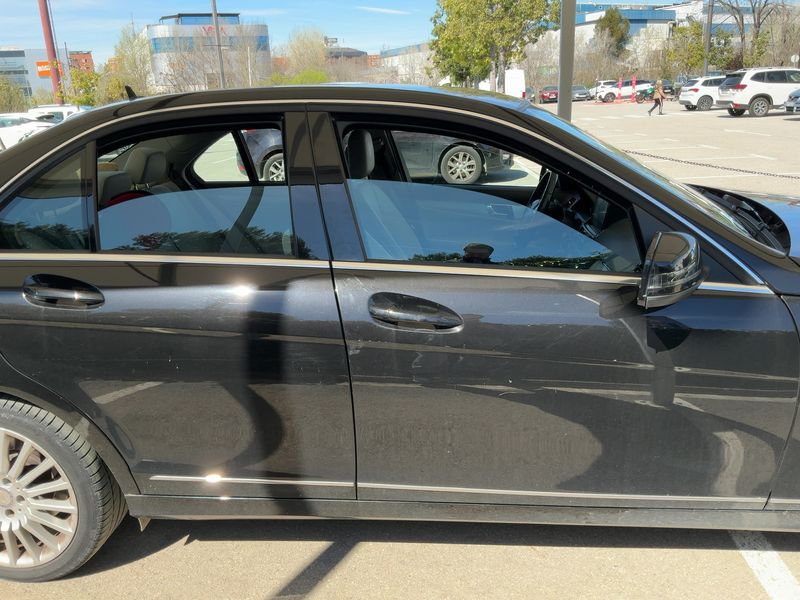 Mercedes-Benz C-Klasse C 220 CDI BlueEfficiency Avantgarde 2011 – снимка 10