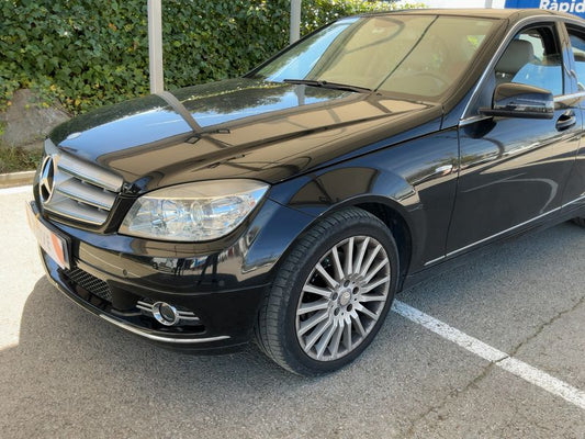 Mercedes-Benz C-Klasse C 220 CDI BlueEfficiency Avantgarde 2011 – снимка 2