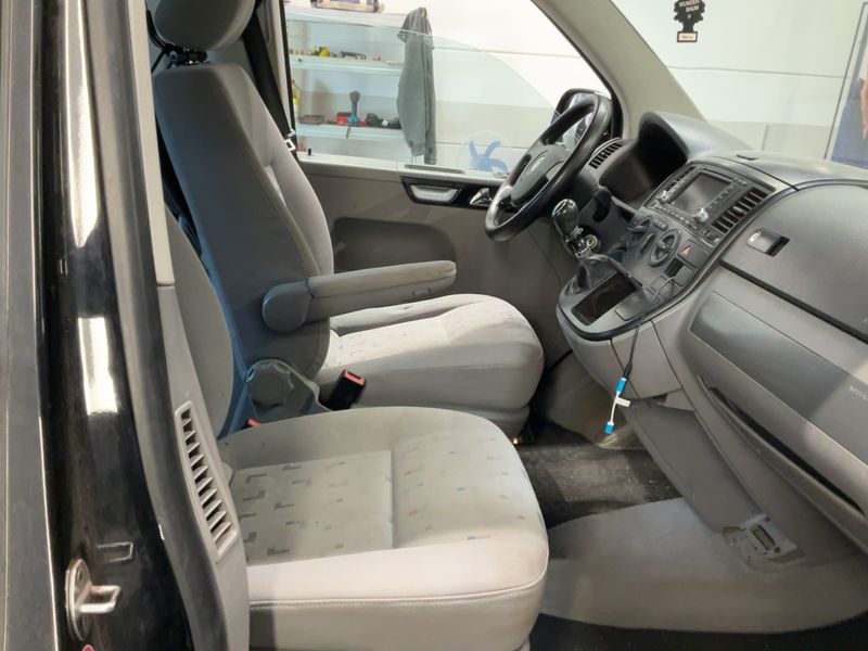 Volkswagen T5 Multivan 2.5 TDI 2007 – снимка 16