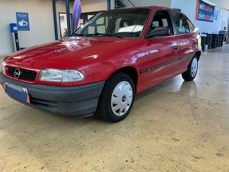 Opel Astra 1.4 GLS 1995 – снимка 1