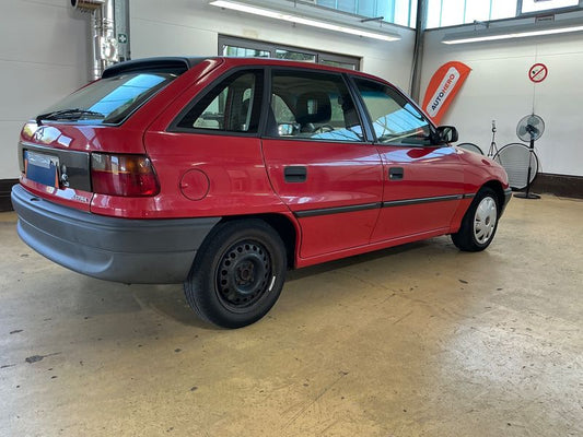 Opel Astra 1.4 GLS 1995 – снимка 2