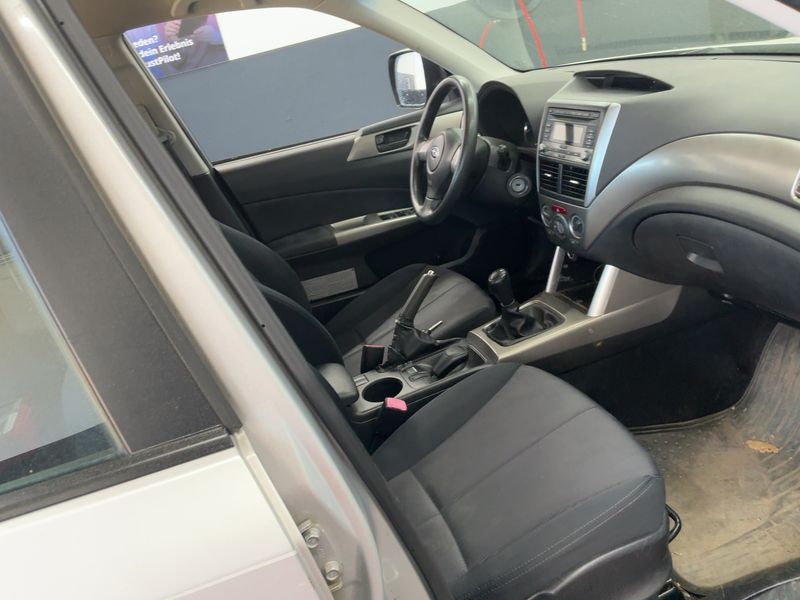Subaru Forester 2.0 Trend 2009 – снимка 16