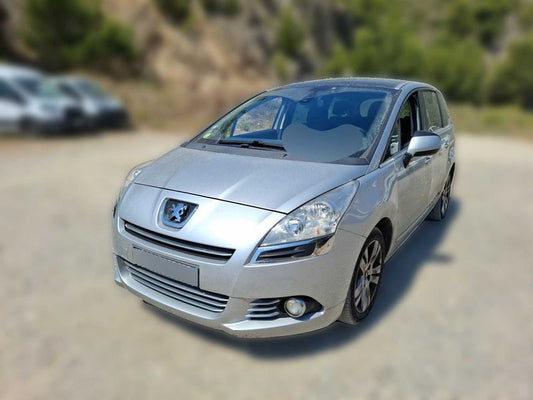 Peugeot 5008 1.6 HDi Family 2011 – снимка 1