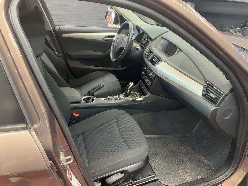 BMW X1 sDrive 20i 2012 – снимка 16