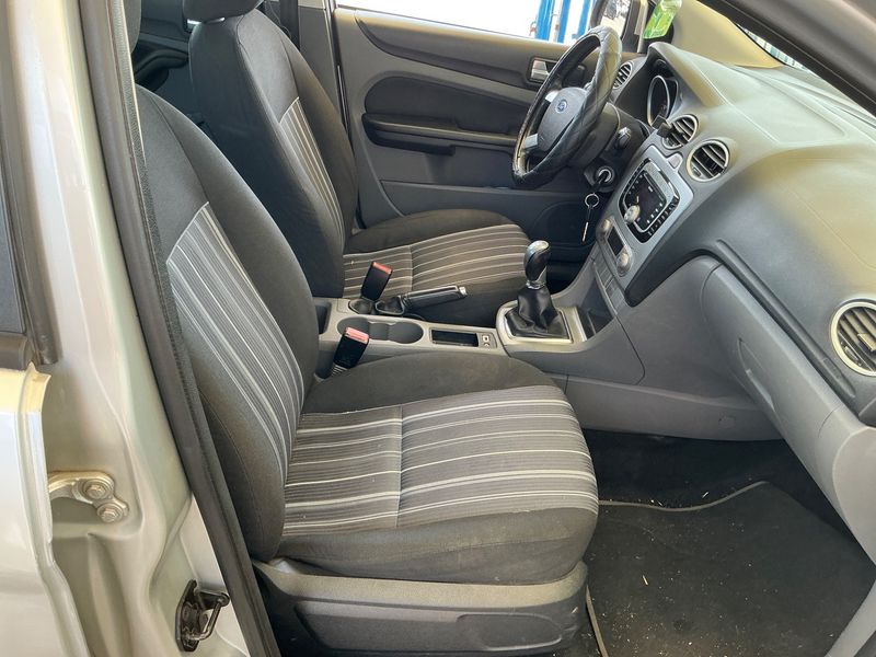 Ford Focus 1.6 TDCi Trend 2010 – снимка 3