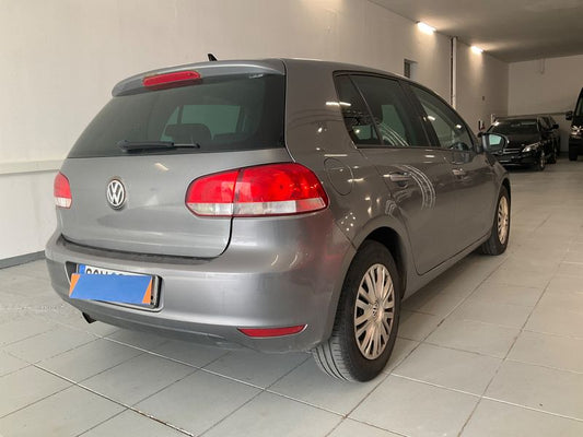 Volkswagen Golf VI 1.6 TDI Trendline 2010 – снимка 2