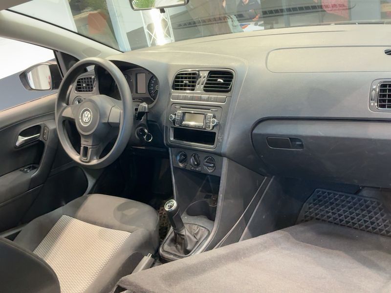 Volkswagen Polo 1.6 TDI Trendline BlueMotion Tech 2011 – снимка 18
