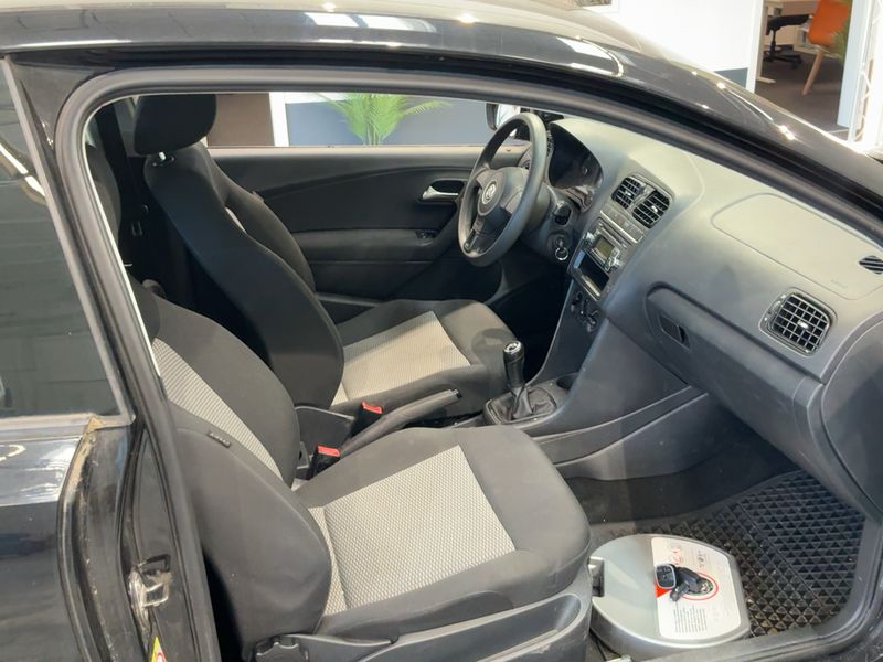 Volkswagen Polo 1.6 TDI Trendline BlueMotion Tech 2011 – снимка 17