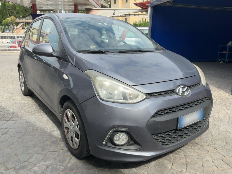 Hyundai i10 1.0 Login 2016 – снимка 12