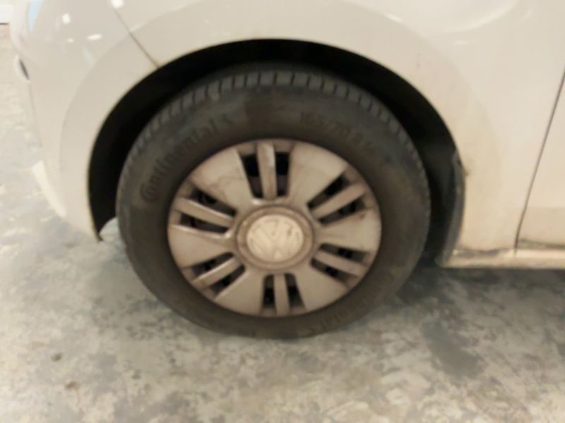 Volkswagen up! 1.0 Cup up! 2014 – снимка 3