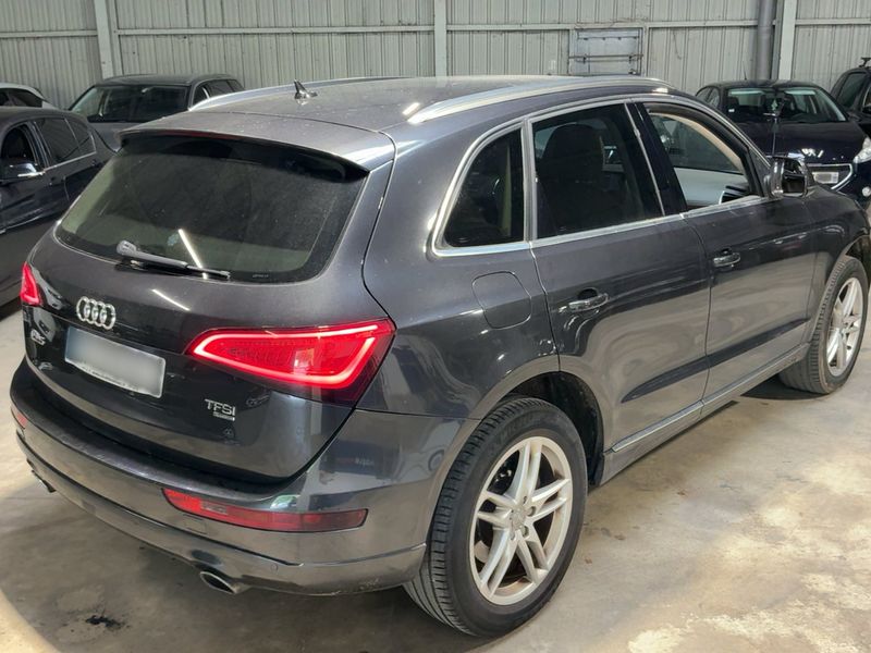 Audi Q5 3.0 V6 TFSI quattro Avus 2012 – снимка 8