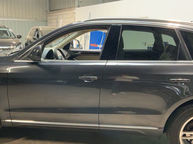 Audi Q5 3.0 V6 TFSI quattro Avus 2012 – снимка 4