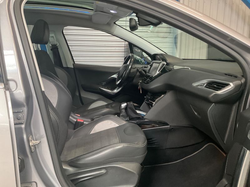 Peugeot 2008 1.2 VTi Allure 2015 – снимка 3