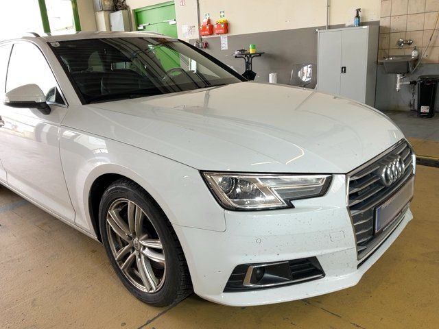 Audi A4 2.0 TDI quattro Sport 2016 – снимка 12