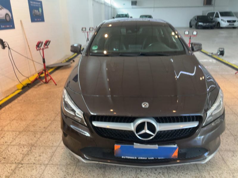 Mercedes-Benz CLA-Klasse CLA 200 Shooting Brake Urban 2018 – снимка 14