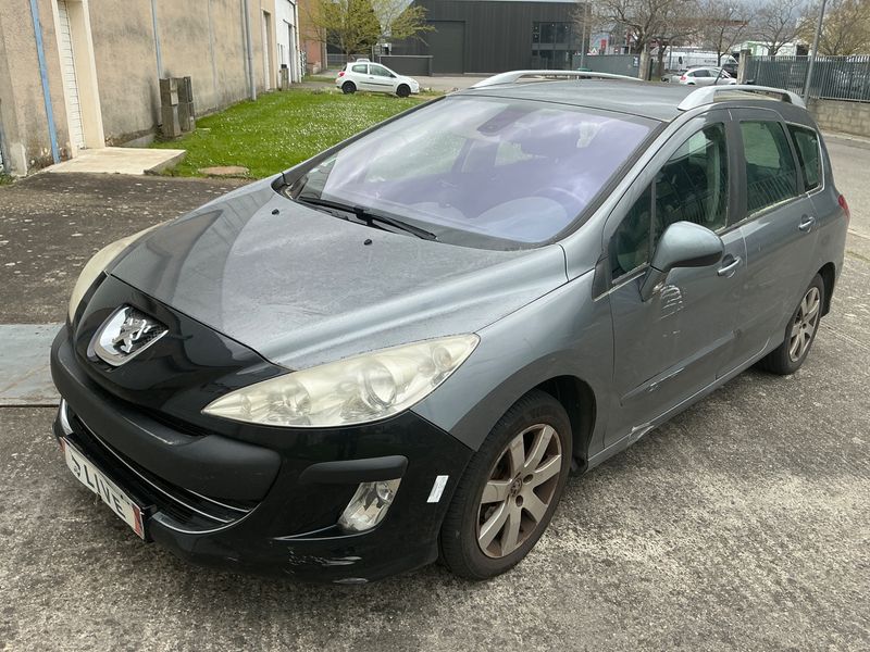 Peugeot 308 1.6 HDi Confort Pack 2010 – снимка 1