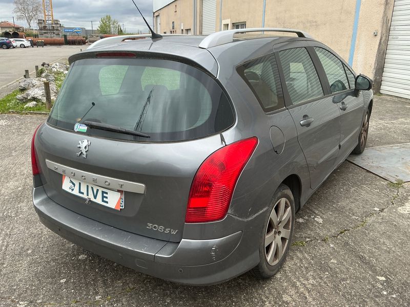 Peugeot 308 1.6 HDi Confort Pack 2010 – снимка 2