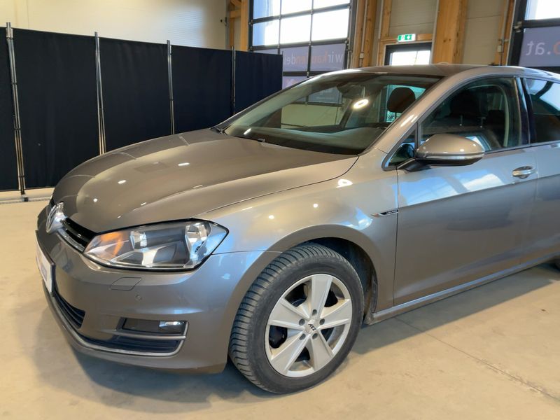 Volkswagen Golf VII 2.0 TDI Lounge 4Motion BlueMotion Tech 2015 – снимка 2