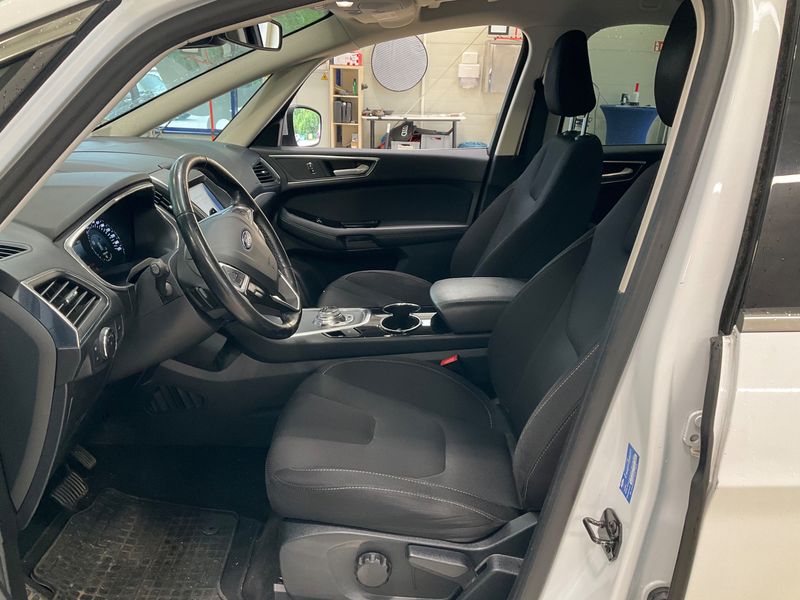Ford S-Max 2.0 TDCi EcoBlue Titanium AWD 2019 – снимка 23