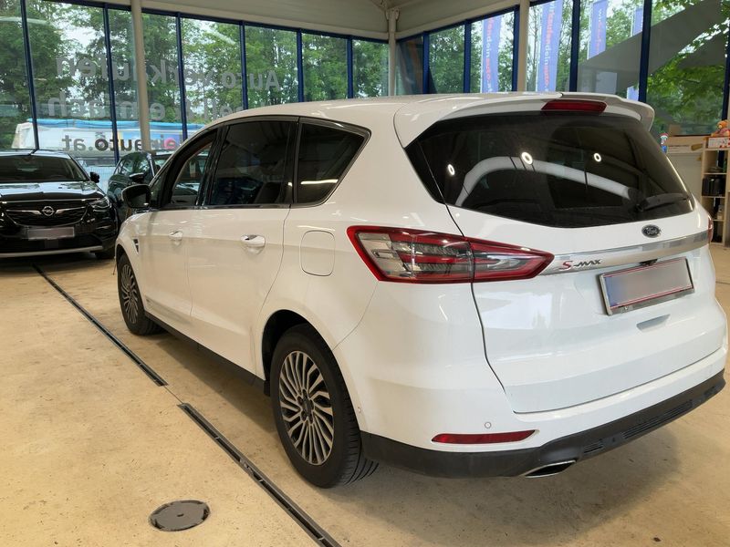 Ford S-Max 2.0 TDCi EcoBlue Titanium AWD 2019 – снимка 6