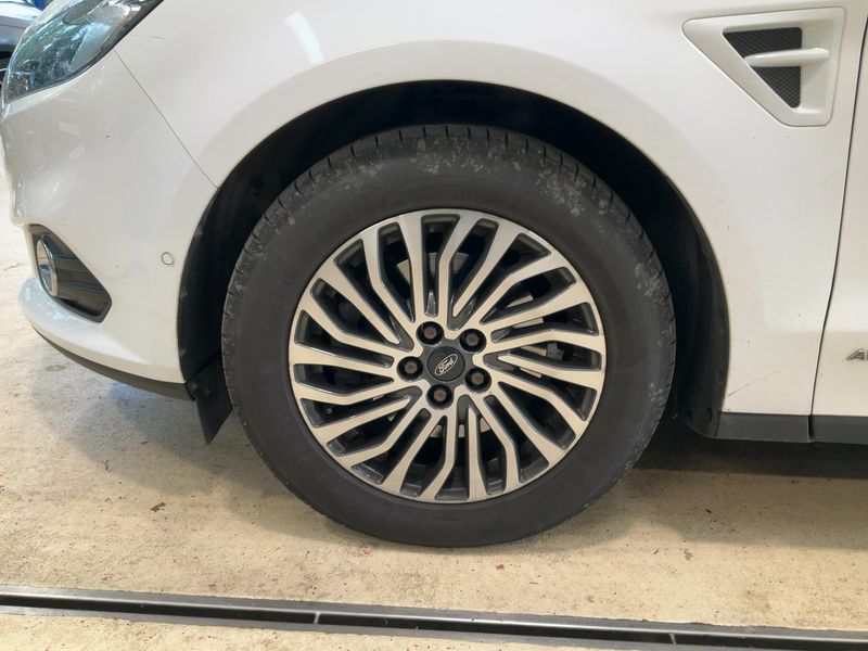 Ford S-Max 2.0 TDCi EcoBlue Titanium AWD 2019 – снимка 3