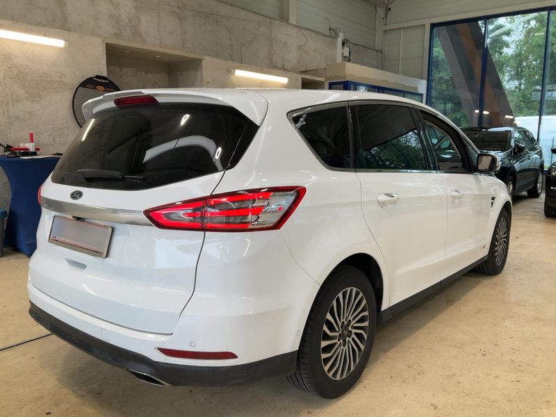 Ford S-Max 2.0 TDCi EcoBlue Titanium AWD 2019 – снимка 8