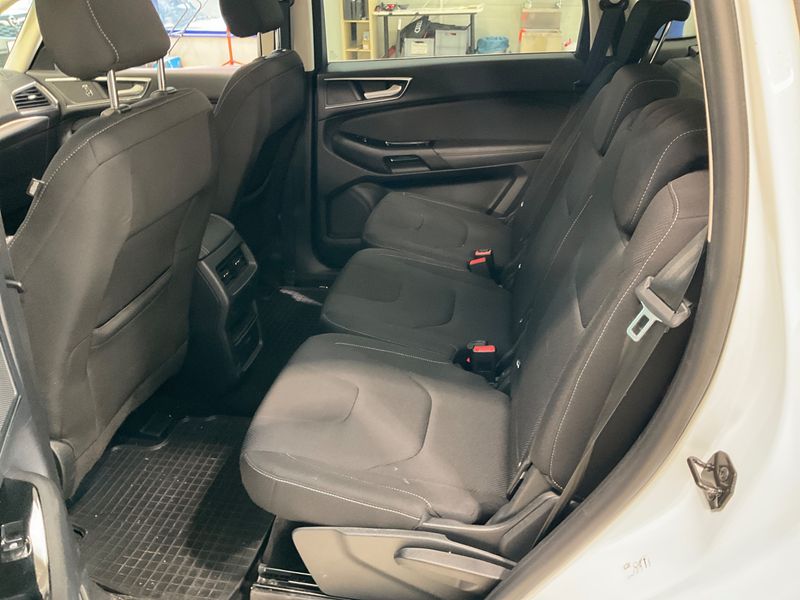 Ford S-Max 2.0 TDCi EcoBlue Titanium AWD 2019 – снимка 24