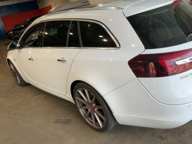 Opel Insignia Sports Tourer 1.6 SIDI Turbo Innovation 2015 – снимка 6
