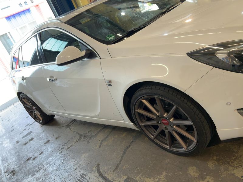 Opel Insignia Sports Tourer 1.6 SIDI Turbo Innovation 2015 – снимка 12