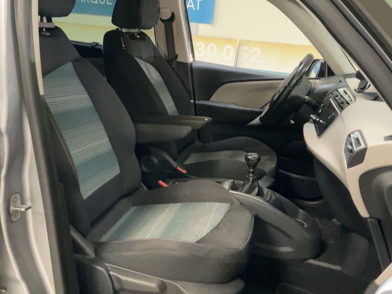 Citroen C4 Grand Spacetourer 1.5 Blue-HDi Rip Curl 2019 – снимка 16