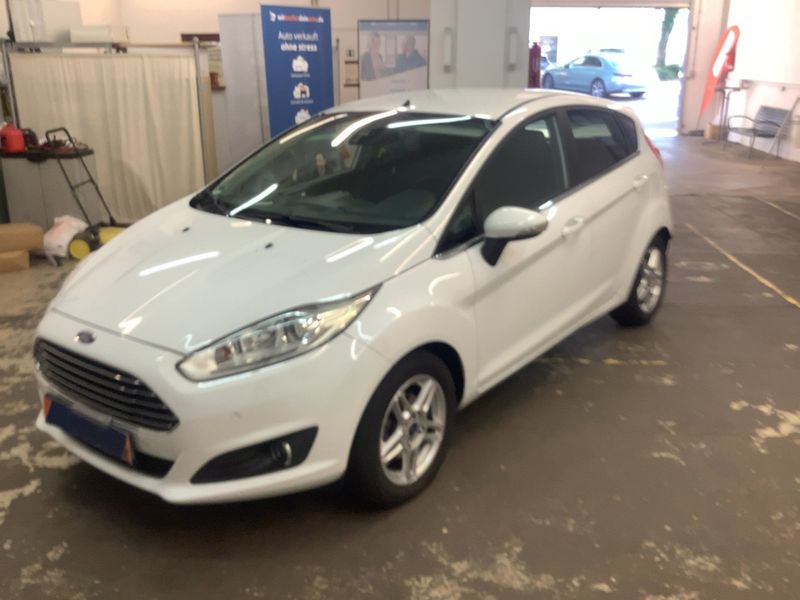 Ford Fiesta 1.0 EcoBoost Titanium 2015 – снимка 1
