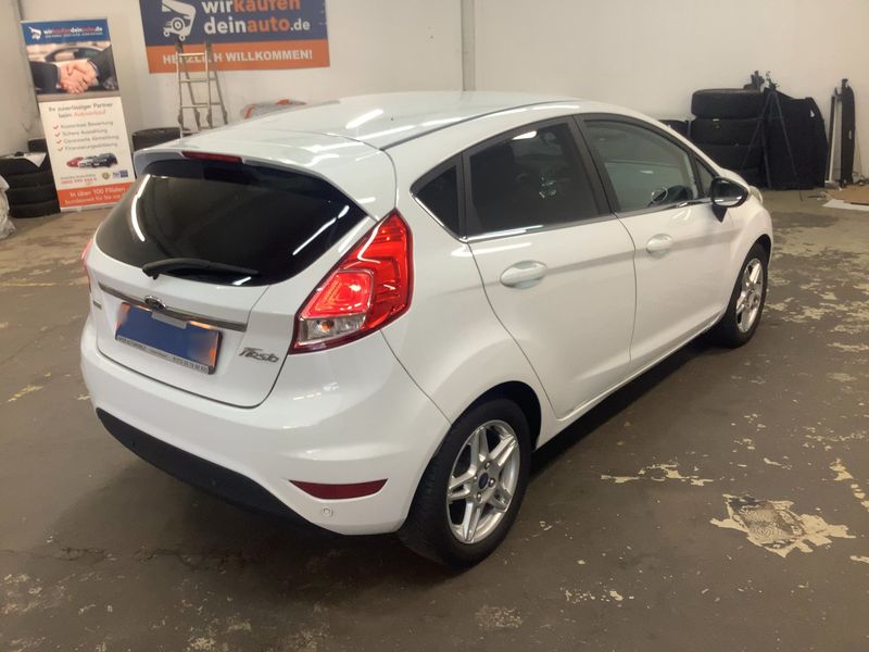 Ford Fiesta 1.0 EcoBoost Titanium 2015 – снимка 8
