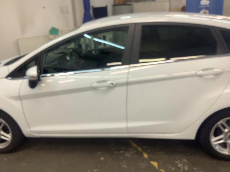 Ford Fiesta 1.0 EcoBoost Titanium 2015 – снимка 4