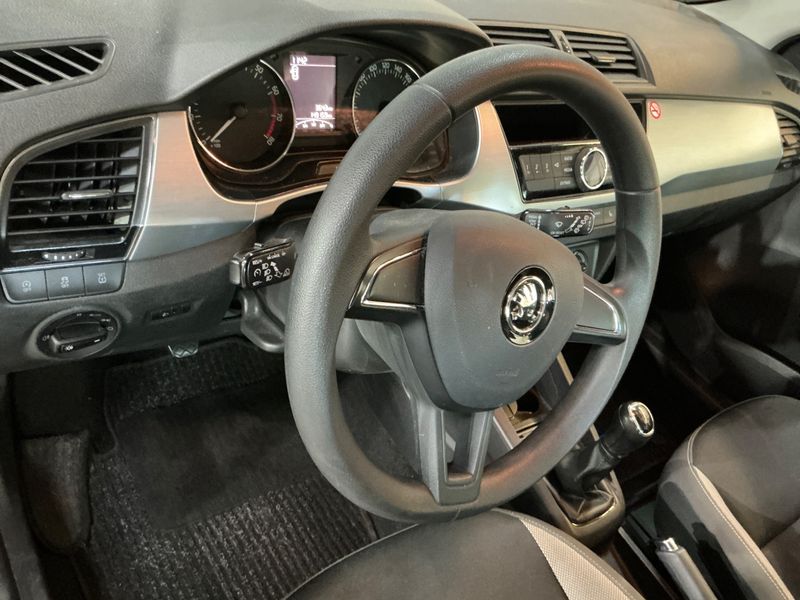 Skoda Fabia 1.0 TSI Ambition 2017 – снимка 32