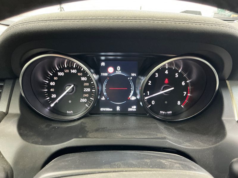 Land Rover Evoque 2.0 Turbo SE 2019 – снимка 19