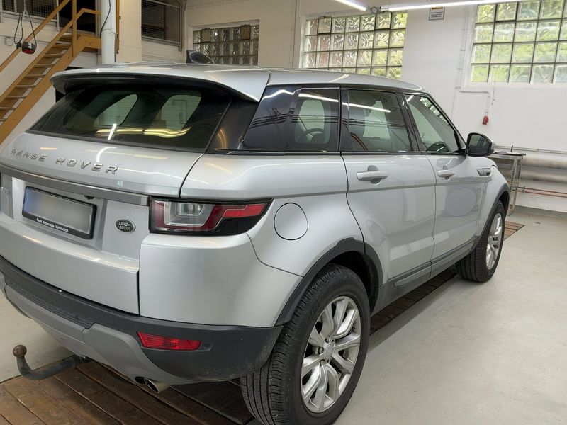 Land Rover Evoque 2.0 Turbo SE 2019 – снимка 8