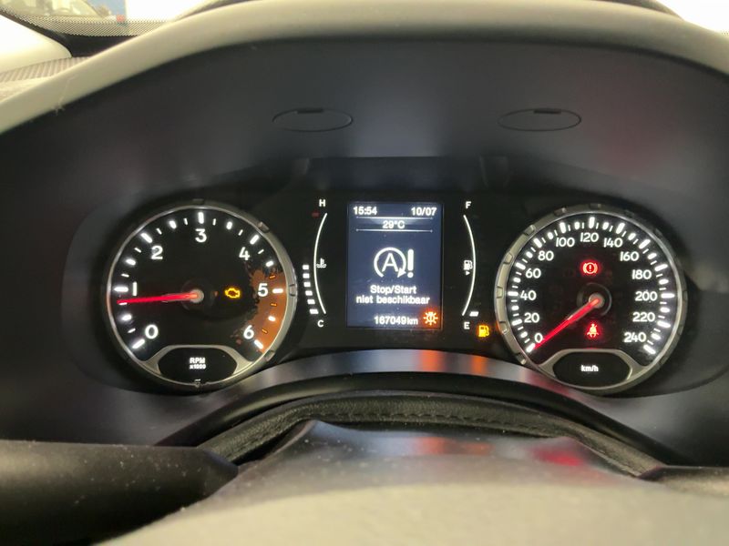 Jeep Renegade 1.6 M-Jet Longitude FWD 2015 – снимка 18