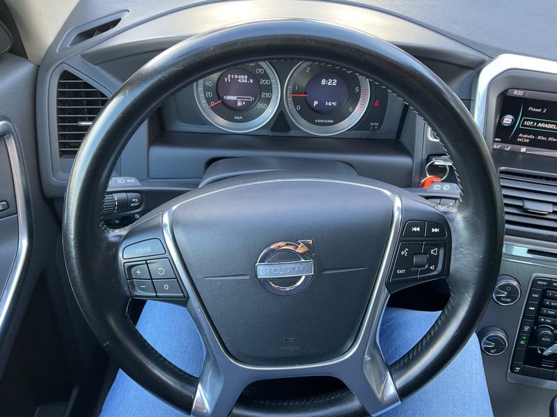 Volvo XC60 2.4 D4 Edition PRO AWD 2013 – снимка 35