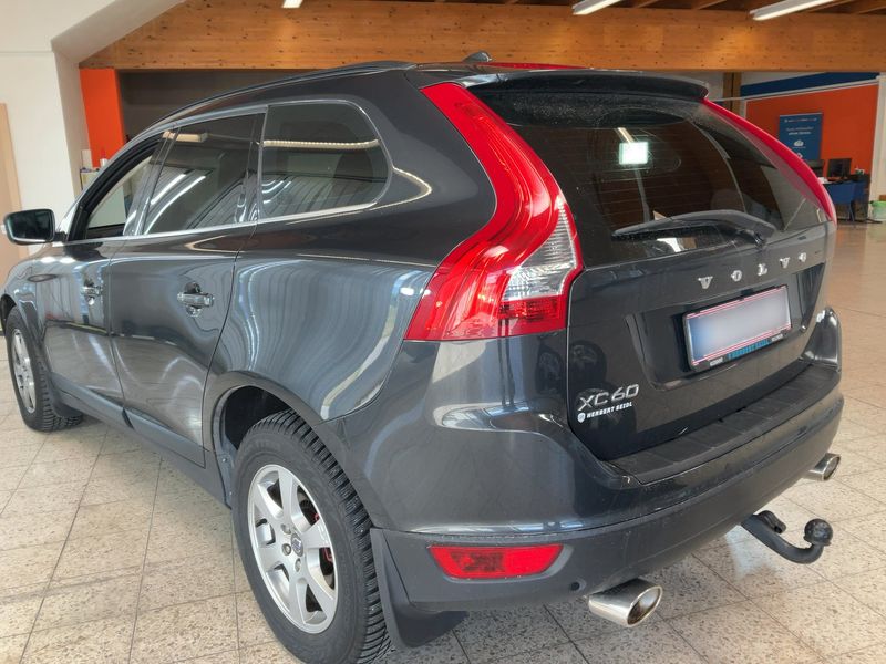 Volvo XC60 2.4 D4 Edition PRO AWD 2013 – снимка 6