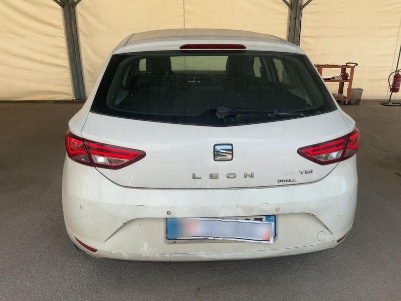 Seat Leon 1.6 TDI Connect 2016 – снимка 7