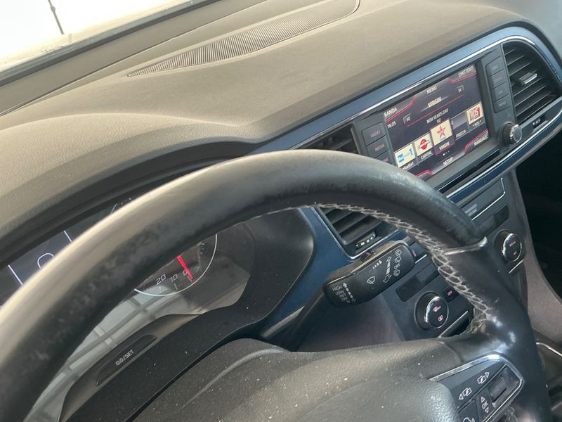 Seat Leon 1.6 TDI Connect 2016 – снимка 24