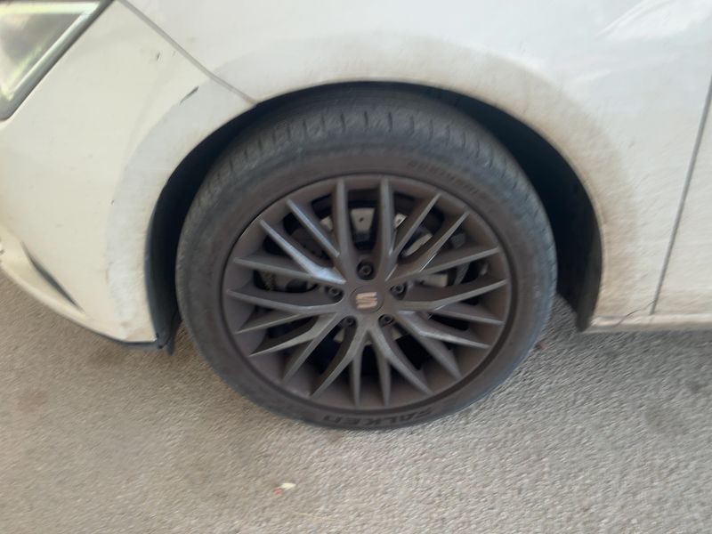Seat Leon 1.6 TDI Connect 2016 – снимка 3