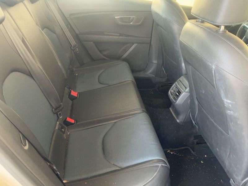 Seat Leon 1.6 TDI Connect 2016 – снимка 19