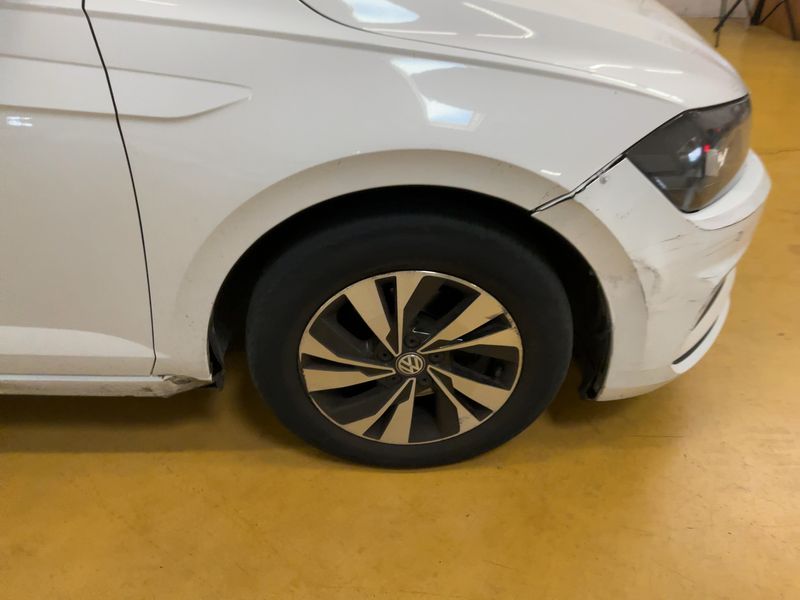 Volkswagen Polo 1.6 TDI Confortline Business 2018 – снимка 11