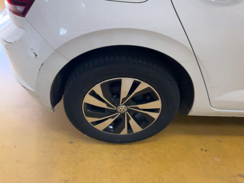 Volkswagen Polo 1.6 TDI Confortline Business 2018 – снимка 9