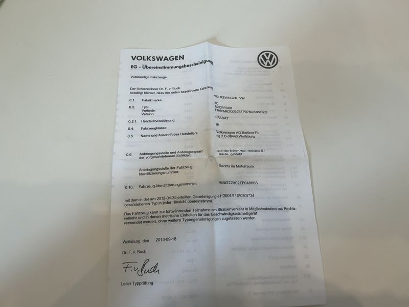 Volkswagen Passat 2.0 TDI Comfortline BlueMotion Tech 2013 – снимка 22