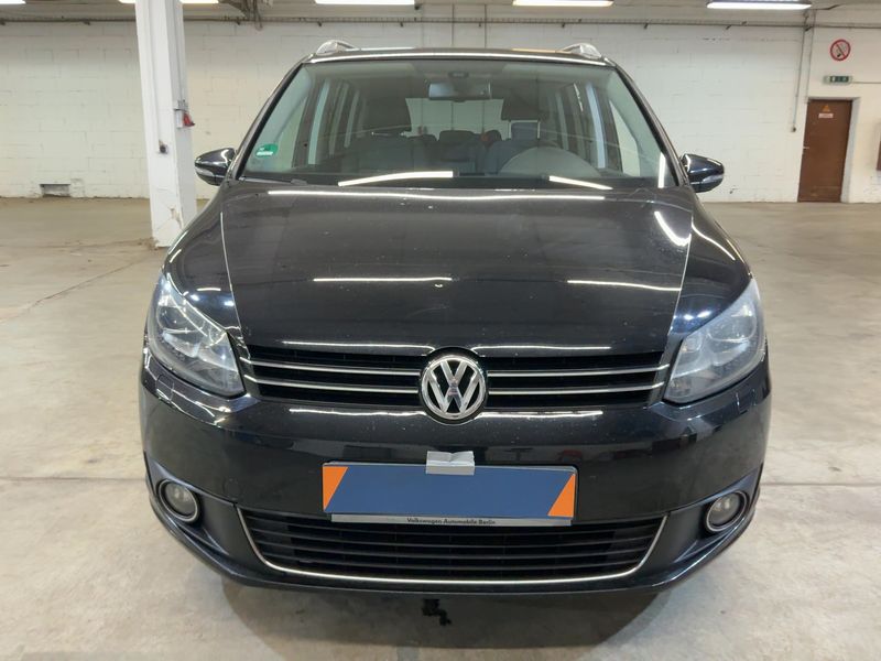 Volkswagen Touran 2.0 TDI Highline 2011 – снимка 14