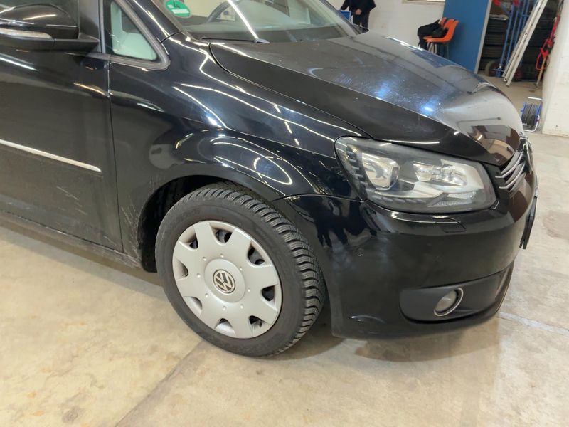 Volkswagen Touran 2.0 TDI Highline 2011 – снимка 12